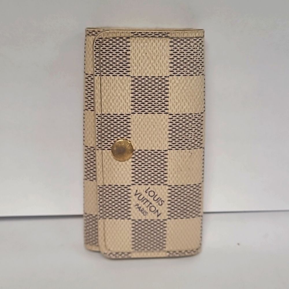 Authentic Louis Vuitton Azu Keychain Wallet
